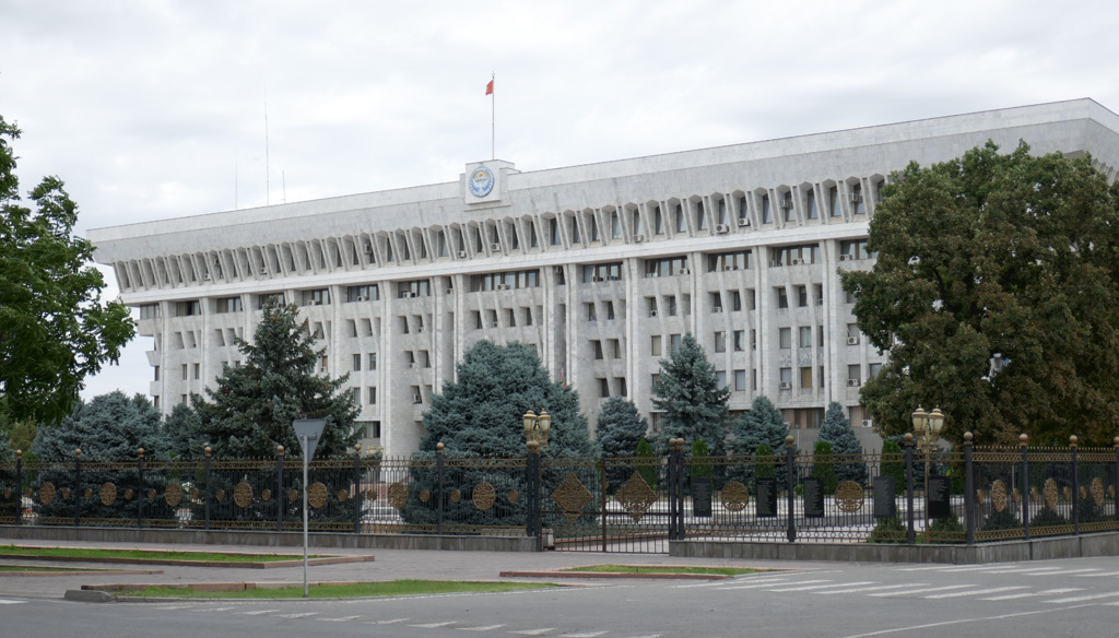A kirgiz parlament épülete