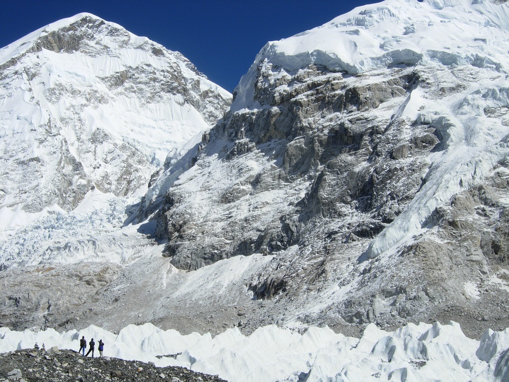 Kelet felé nézve az Everest Base Campről