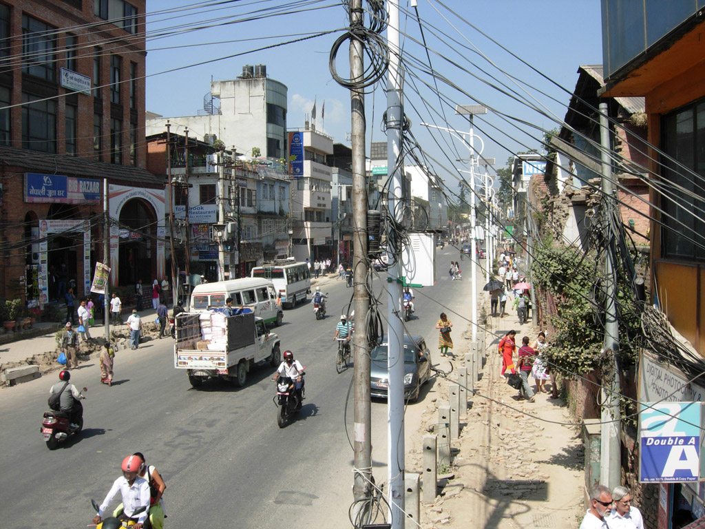Kathmandu egyik fő utcája
